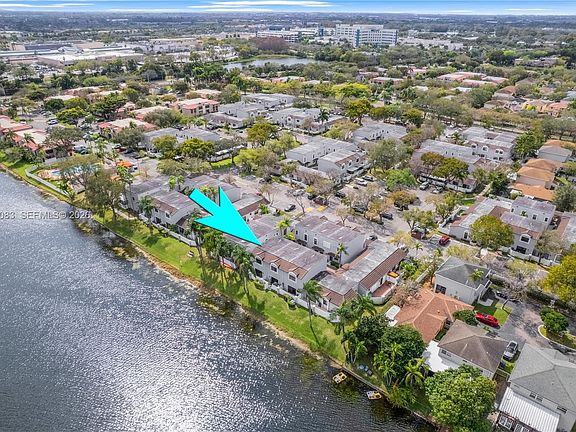 5th image of 11625 NW 11th St #11625