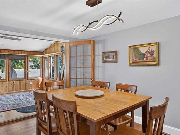 5th image of 17 Rockwood Ln