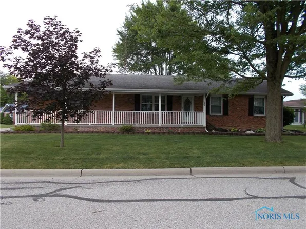 406 Hawthorn Dr, Archbold, OH 43502