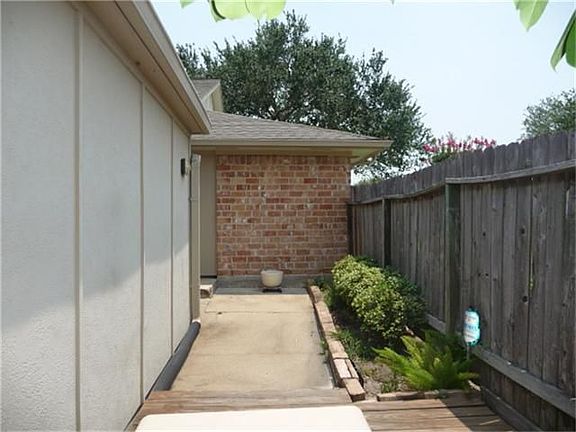 2nd image of 36 T Huxley Ln