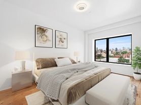 28-06 21st St, Astoria, NY