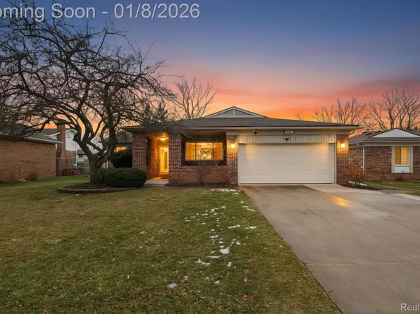 45261 Patrick Dr, Canton, MI 48187