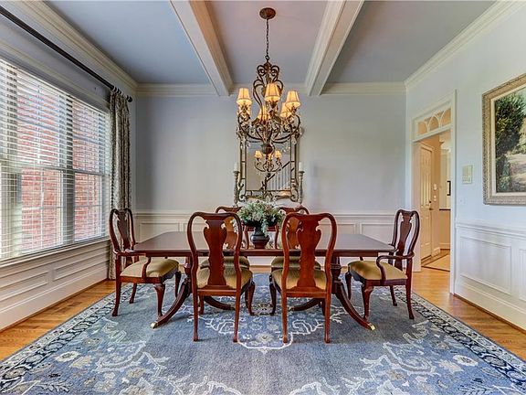 4th image of 6097 Clopton Dr