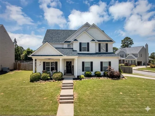 210 Creek View Ln, Acworth, GA 30102