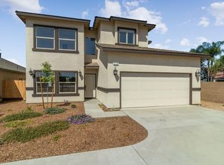 419 Alder St, Dinuba, CA 93618