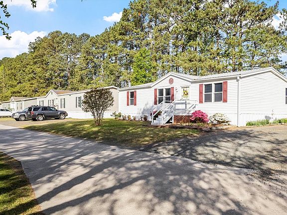 2nd image of 1633 Birch Dr