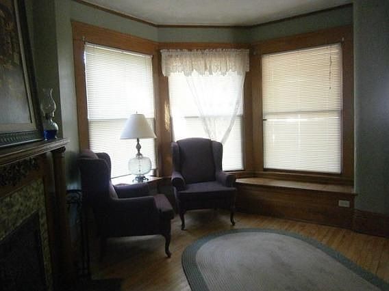 4th image of 118 S Atwood Ave