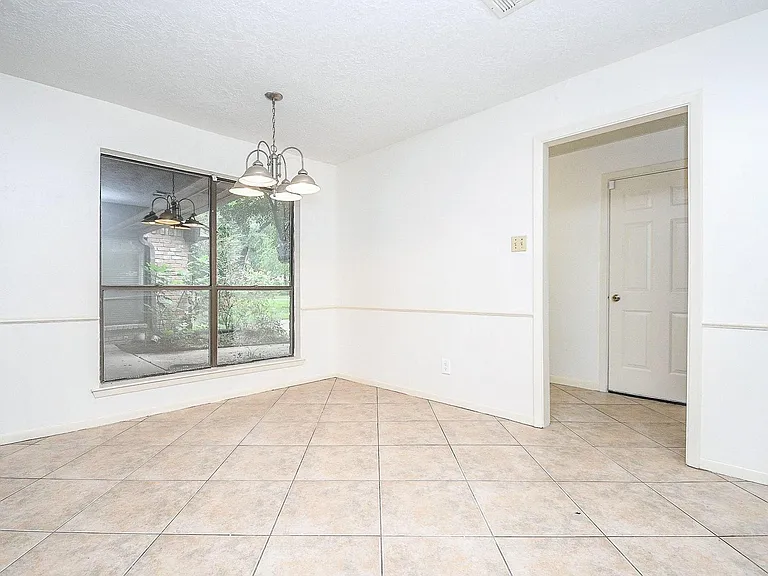 6702 Spring Leaf Dr — Photo 39