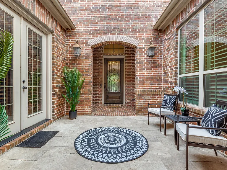 3011 Haywick Colony — Photo 4