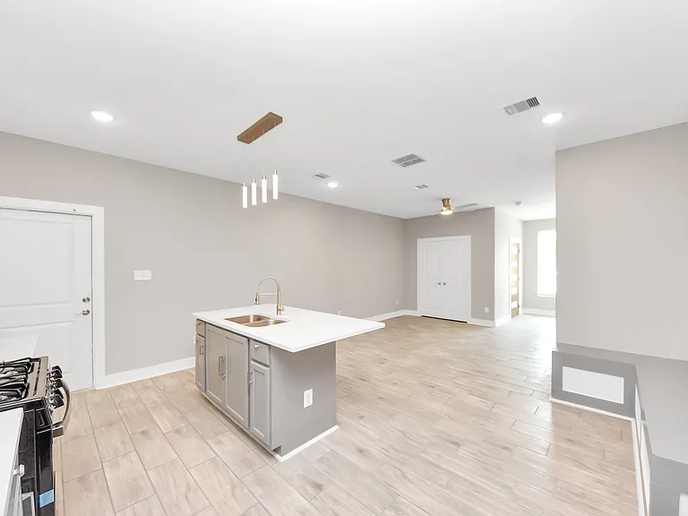 2608 Campbell St #1 — Photo 17