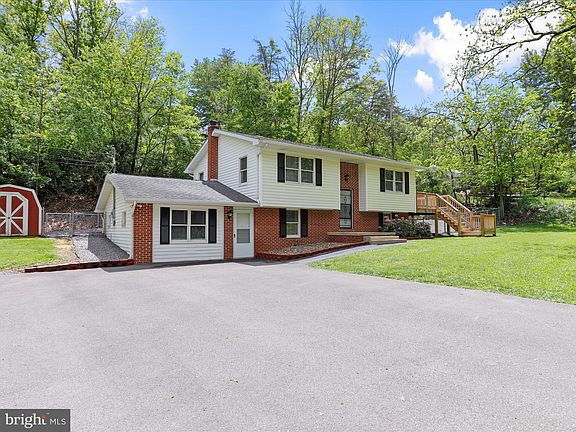 2nd image of 127 Sunrise Dr