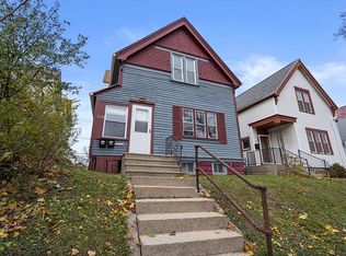 3261 N Oakland Ave, Milwaukee, WI 53211