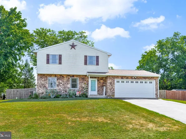 35 Pine Tree Dr, Columbia, PA 17512
