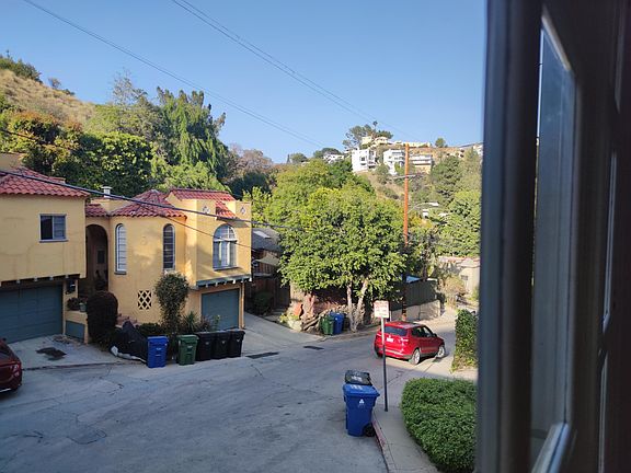 4th image of 6146 Glen Holly St
