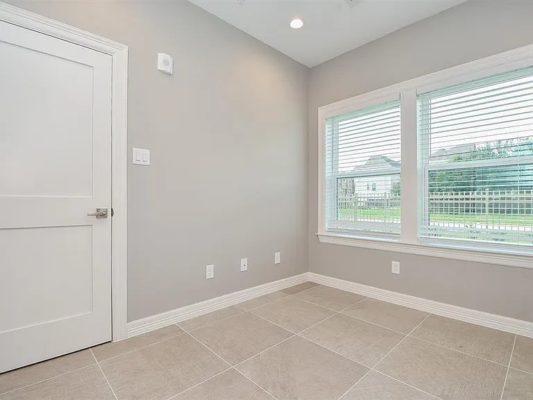 5262 Ella Blvd #108 — Photo 12