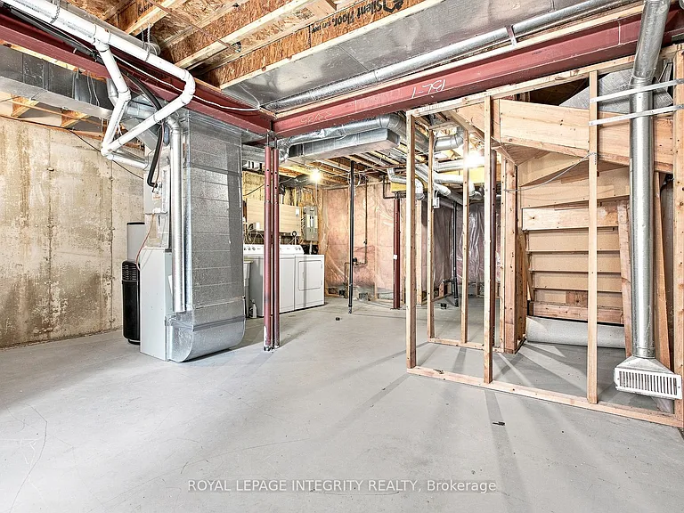 6 Crystal Park Cres — Photo 27