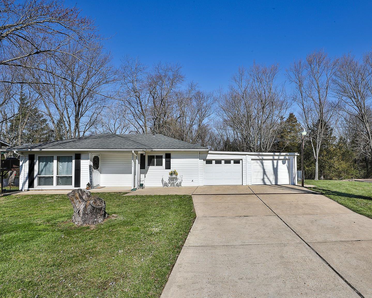 2715 Victoria Rd, Festus, MO 63028 Zillow