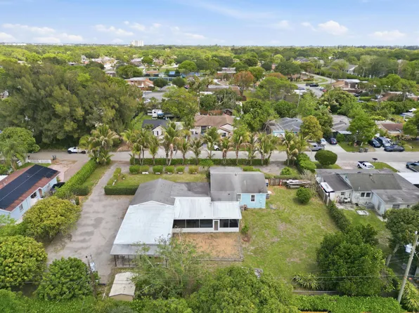 683 Mercury Street, West Palm Beach, FL 33406