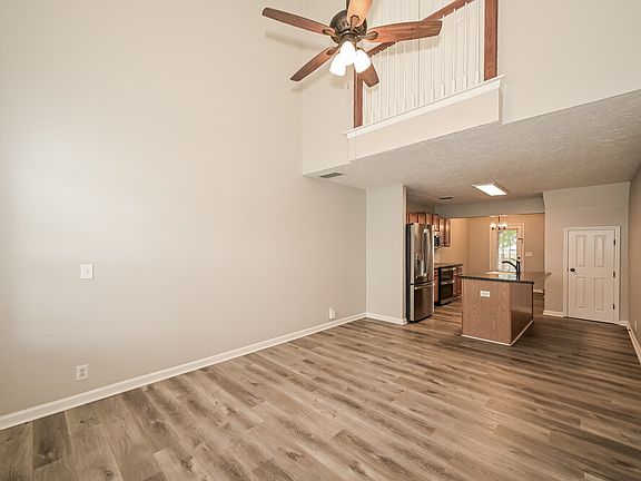 4th image of 4824 Nina Marie Ave