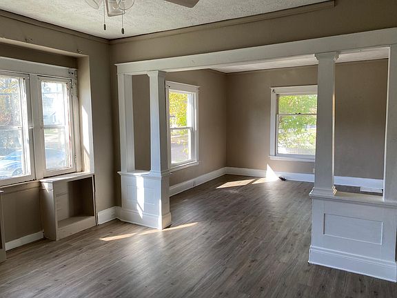 2nd image of 1002 N Porter St