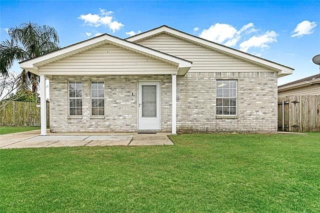 1st image of 2713 Bayou Bleu Dr