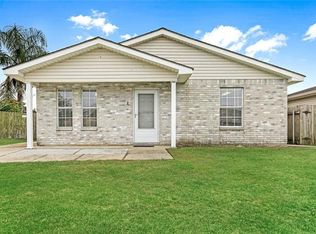 2713 Bayou Bleu Dr, Marrero, LA 70072