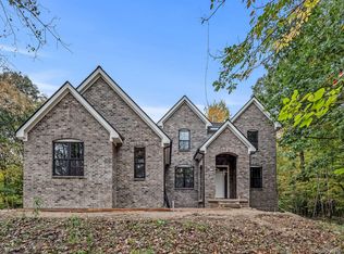 4508 Ava Ln, Clarkston, MI 48348