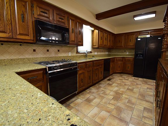 5th image of 109 Meridian Dr
