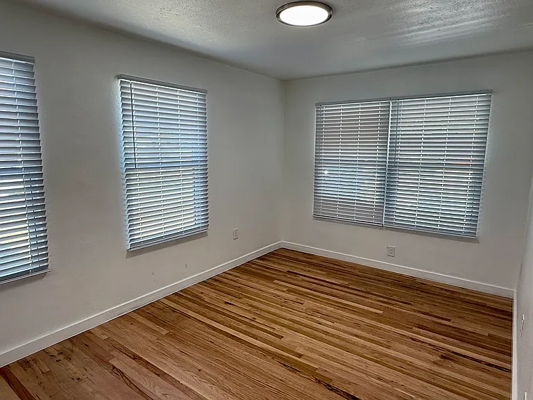 1303 Boyd St — Photo 15