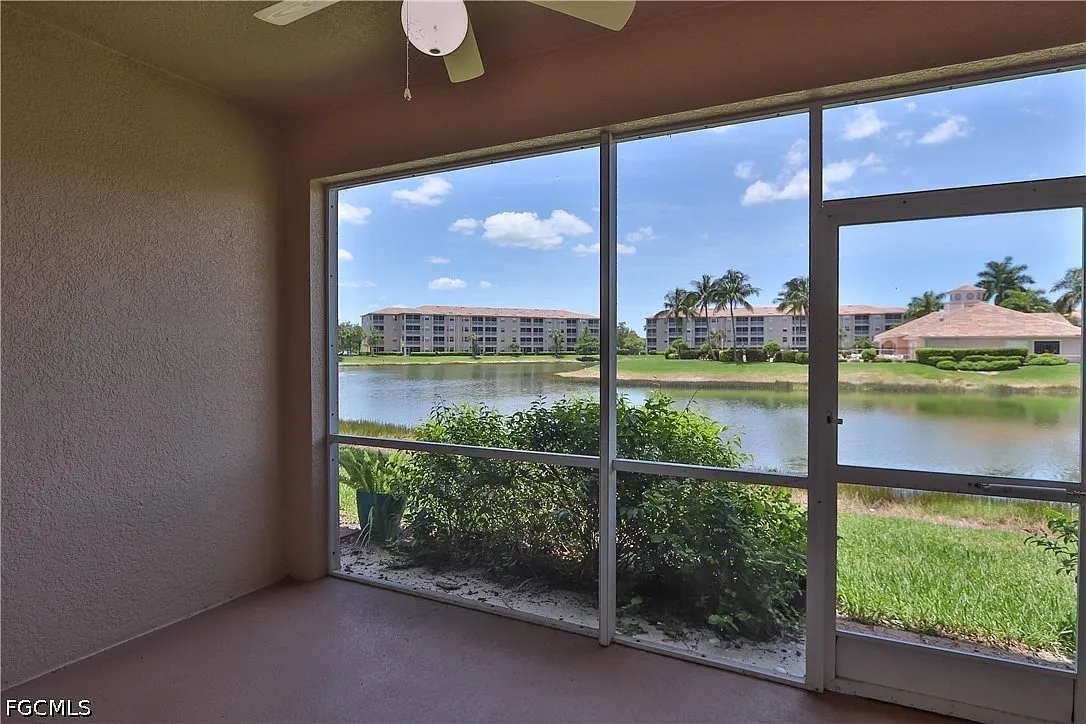 2 bed, 2.0 bath, 1121 sqft, $1,700 — Photo 4