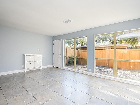3rd image of 2313 Briarwest Blvd