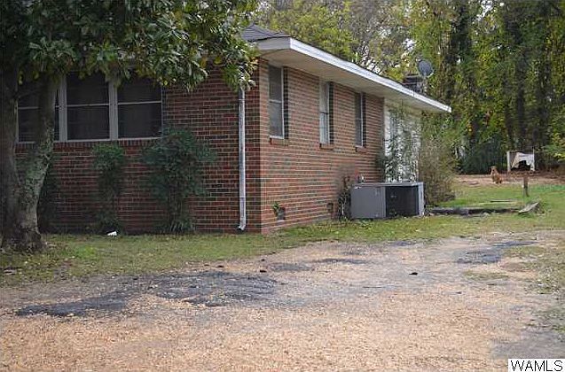 2nd image of 627 38th St