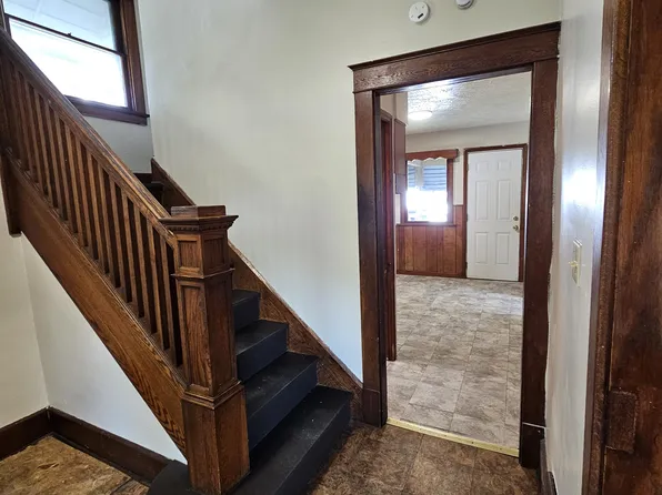25 N Belle Vista Ave, Youngstown, OH 44509
