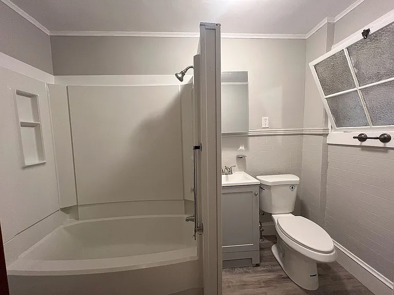 250 N Main St #25 — Photo 3