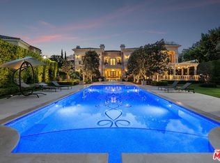 1006 N Roxbury Dr, Beverly Hills, CA 90210