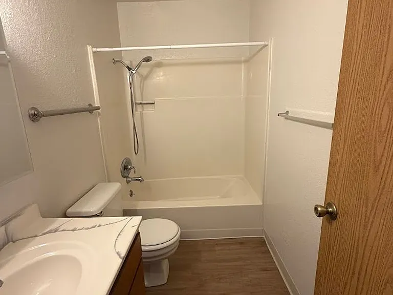 1016 Loni Dr — Photo 29