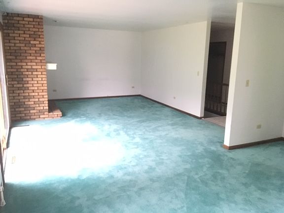 5th image of 100 Jaclay Ct