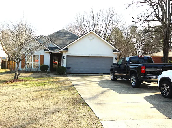 936 Dixie Creek Rd, Saltillo, MS 38866