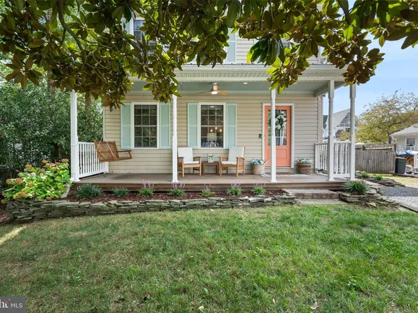 621 E Marshall Ave, Deale, MD 20751