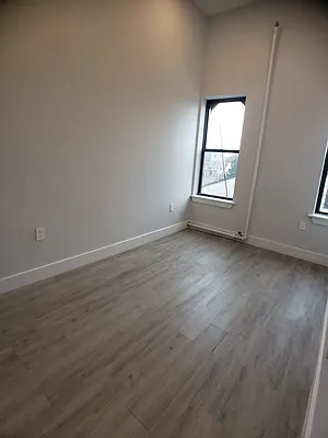 Rented by Green Leaf Management, LLC | media 14