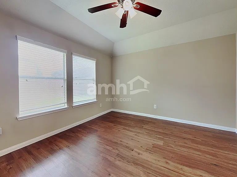 21606 Nella Cir — Photo 9