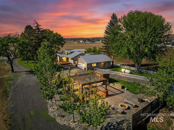 1233 E Idaho Blvd, Emmett, ID 83617