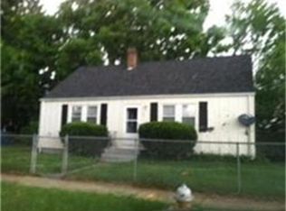 80 Stanhope Rd, Springfield, MA 01109