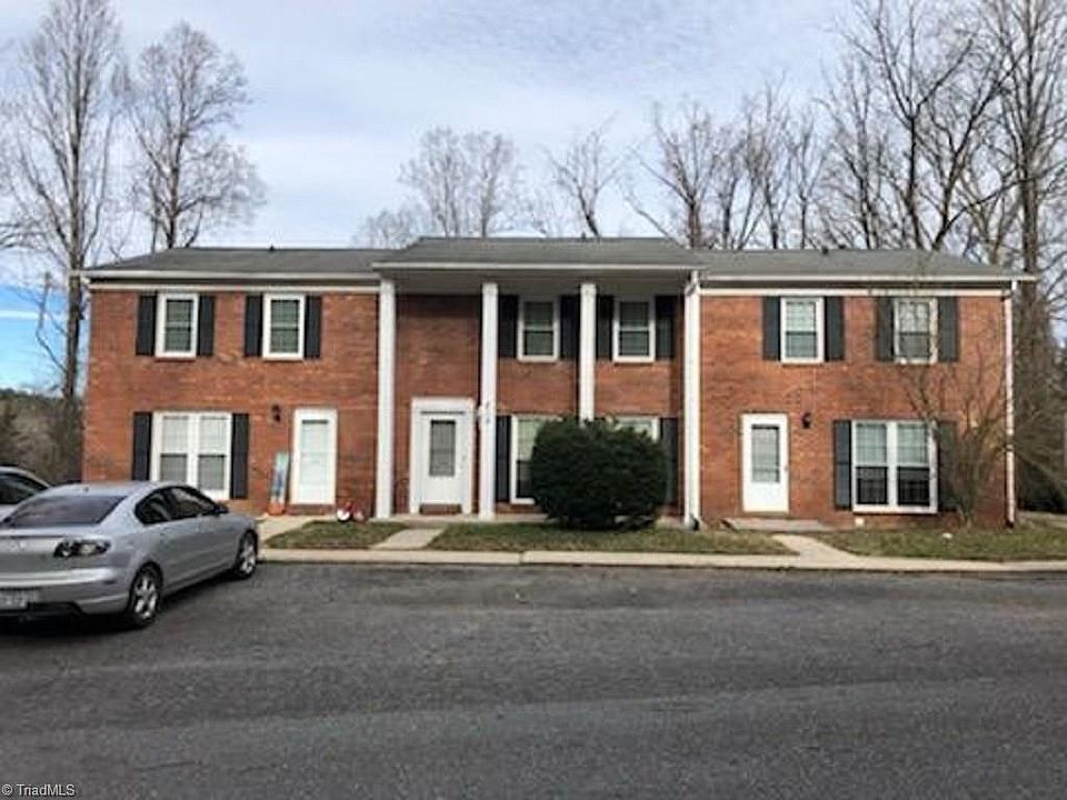 1st image of 502 Pine Ave