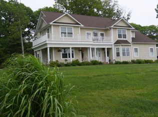 108 Colonial Dr, East Patchogue, NY 11772