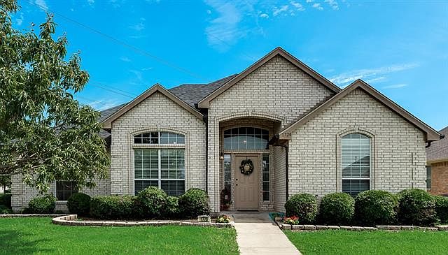 1st image of 1728 Green Terrace Dr