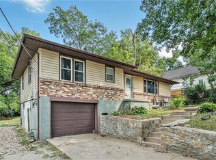2417 N 38th St, Kansas City, KS 66104