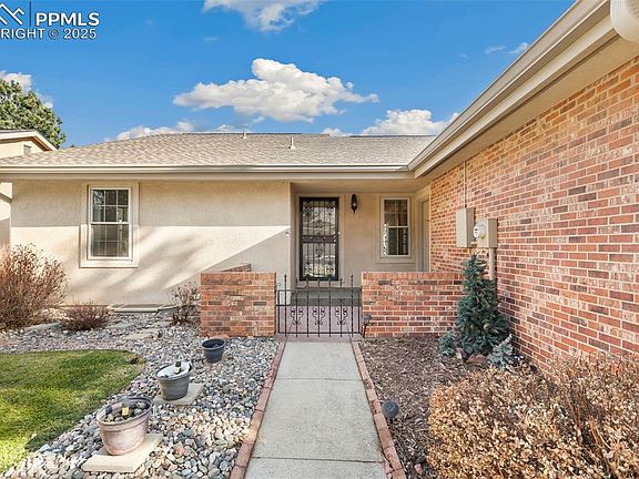 2nd image of 2051 Glenhill Rd