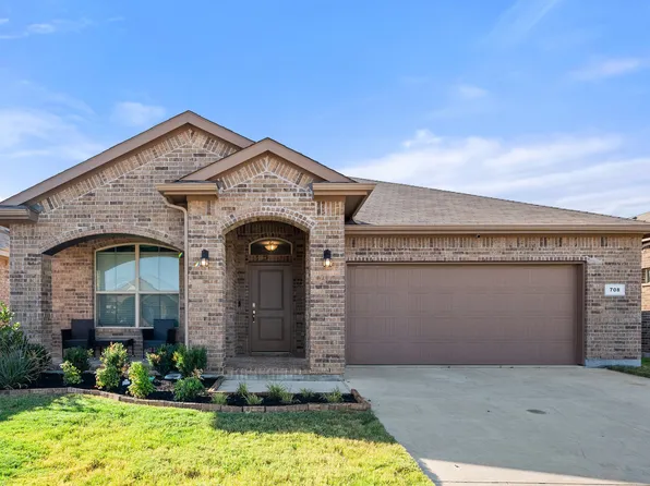 708 Key Deer Dr, Burleson, TX 76028