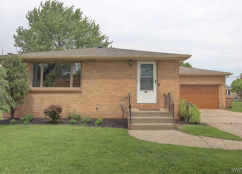 1st image of 14 Lydia Ln